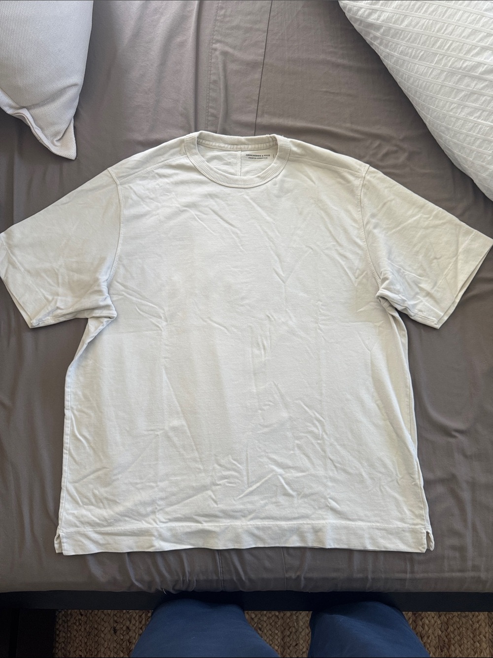 Abercrombie & Fitch Light Cream Crewneck Tee